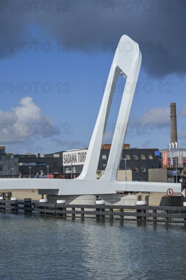 Admiral Bridge, Admirali jalakäijate sild, marina, Sadama harbour district, Tallinn, Estonia