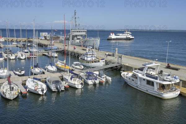Lennusadama jahisadam marina, Tallinn, Estonia