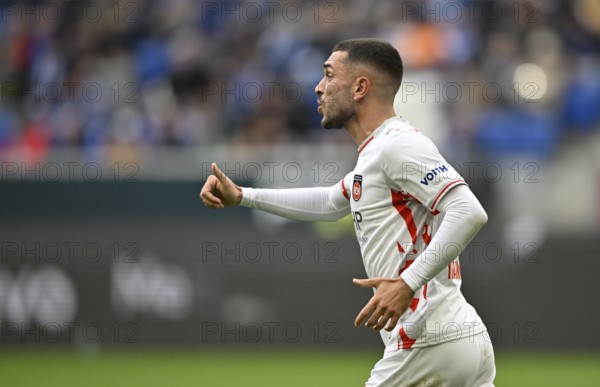 Arijon Ibrahimovic 1. FC Heidenheim 1846 FCH (22) gesture gesture thumbs up PreZero Arena, Sinsheim, Baden-Württemberg, Germany