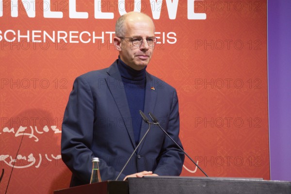 Michael Brand (MdB), Richard Gere (International Chairman of the International Campaign for Tibet), at the presentation of the Snow Lion Human Rights Prize, Umweltforum Berlin, Berlin, 25.10.2025