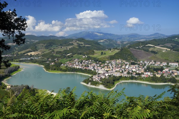 Artificial lake, Lago di Mercatale, Sassocorvaro, Sassocorvaro Auditore, Pesaro and Urbino, Marche, Italy