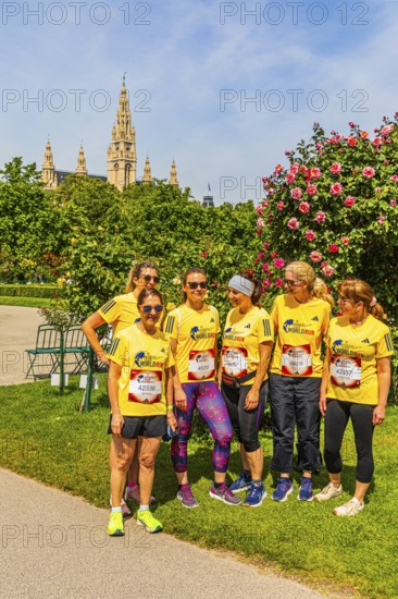 Participants in the Wings for Life Worldrun Volksgarten, in the back the town hall, Vienna, Austria