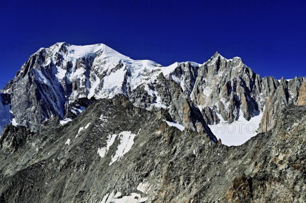 From the left, the mountains, Mont Blanc, Mont Maudit, Pointe Helbronner viewing terrace, Chamonix-Mont-Blanc, Haute-Savoie, watershed Italy, France