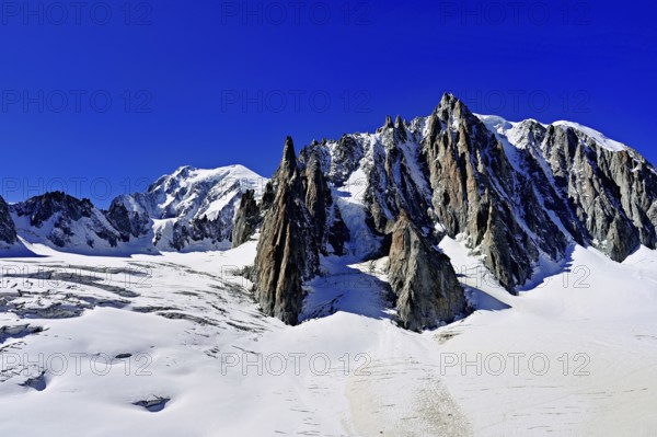 View of the mountains from the Télécabine Panorama Railway, Mont Blanc, Le Mont Blanc du Tacul, in the foreground the glacier du Géant, Chamonix-Mont-Blanc, Haute-Savoie, France