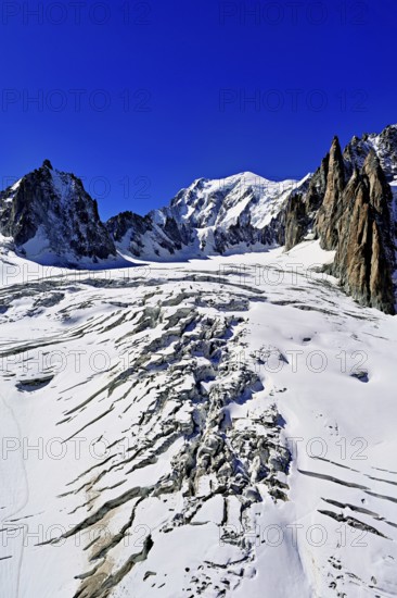 View of the mountains from the Télécabine Panorama Railway, La Tour Ronde, Mont Blanc, Le Mont Blanc du Tacul, in the foreground the glacier du Géant, Chamonix-Mont-Blanc, Haute-Savoie, France