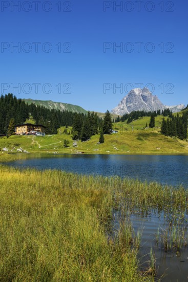 Berglandschaft und Berggasthof, Körbersee, Widderstein, Warth, Bregenzerwald, Vorarlberg, Alps, Austria