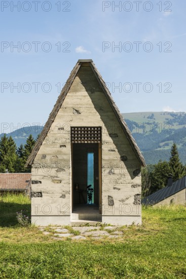 Alm and modern chapel, Alm Enge, Hirschau, Bregenzerwald, Vorarlberg, Alps, Austria