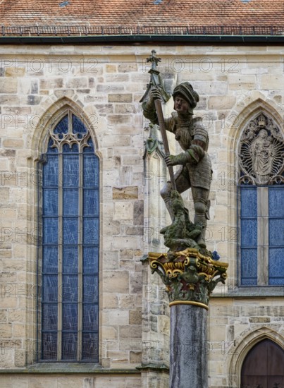 Georgsbrunnen, St. George Kills the Dragon, Collegiate Church of St. George, Holzmarkt, Tübingen, Baden-Württemberg, Germany