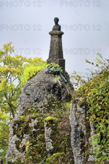 Wilhelm Hauff Memorial, memorial stone for Wilhelm Hauff, Romantic writer and fairy tale poet, Lichtenstein Castle, also known as Württemberg's fairytale castle, built in the style of historicism, Lichtenstein, Swabian Jura, Baden-Württemberg, Germany