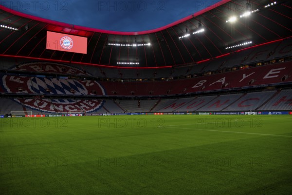 Overview, totals, scoreboard, logo FC Bayern Munich, FCB, blue hour, Champions League, Allianz Arena, Munich, Bayern, Germany