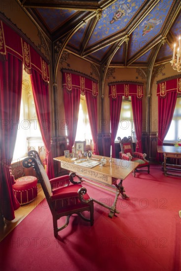 Queen's room, Hohenzollern Castle, ancestral home of the House of Hohenzollern, interior, noble family, German emperors, Bisingen, Baden-Württemberg, Germany