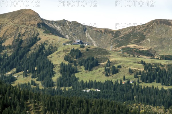 View of Fellhorn with Fellhornbahn station Schlappoldkopf, Oberstdorf, Oberallgäu, Allgäu, Bavaria Germany