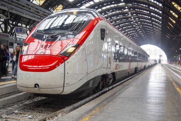 EuroCity-Express (ECE) at Milan train station. The train goes from Frankfurt to Milan and vice versa