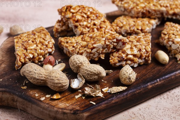 Kozinaki with peanuts, dessert, gozinaki, traditional Georgian cuisine, no people