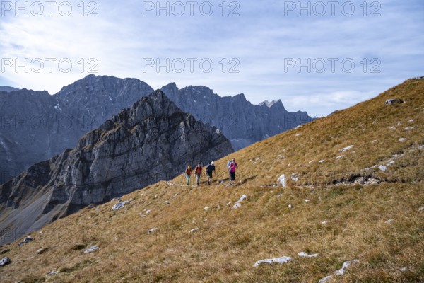 Hiking on hiking trail, hiking to Gamsjoch, eastern Karwendel, Tyrol, Austria