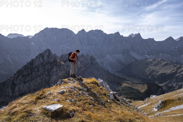 Hikers on hiking trail, hiking to Gamsjoch, eastern Karwendel, Tyrol, Austria