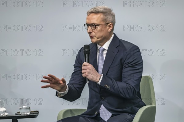 Dr. Karsten Wildberger (CDU), Minister of Digital Affairs. ground-breaking ceremony ceremony for the Innovation Park for Artificial Intelligence (IPAI) in Heilbronn. In addition to Chancellor Merz, Minister President Kretschmann and other ministers were also on site. The IPAI Campus will one day be the size of 42 soccer fields and around three billion euros will be invested. The starting capital of 100 million is shared by the state of Baden-Württemberg and the Dieter Schwarz Foundation. Heilbronn, Baden-Württemberg, Germany