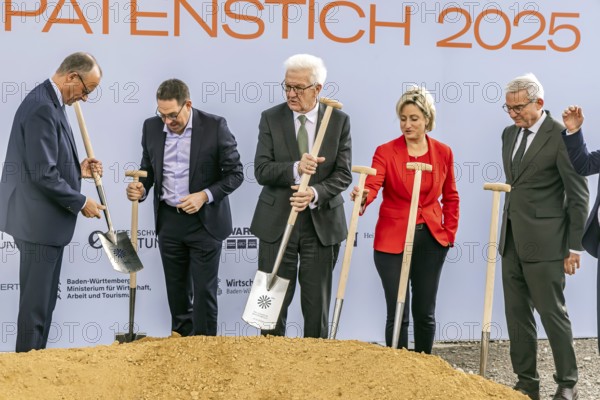 Ground-breaking ceremony ceremony for the Innovation Park for Artificial Intelligence (IPAI) in Heilbronn. From left Friedrich Merz, Gerd Chrzanowski (CEO, Schwarz Group), Winfried Kretschmann, Dr. Nicole Hoffmeister-Kraut (Minister of Economics BW), Thomas Strobl (Minister of Interior and Deputy Minister of the Interior and Deputy. MP BW) . Heilbronn, Baden-Württemberg, Germany