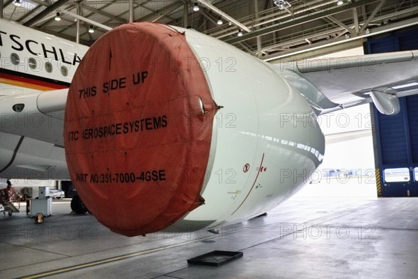 Flight readiness of the Federal Government Airbus A350 Federal Chancellor Triebwerk