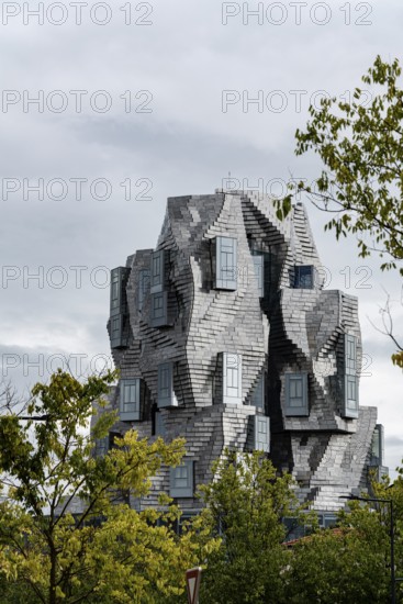 Luma, 56 m high irregular tower designed by Frank Gehry, Deconstructivist style tower, Arles, France