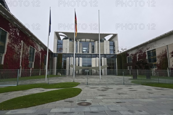 The Federal Chancellery, contemporary government complex with strict symmetry and empty forecourt, government district in 10557 Berlin, Germany