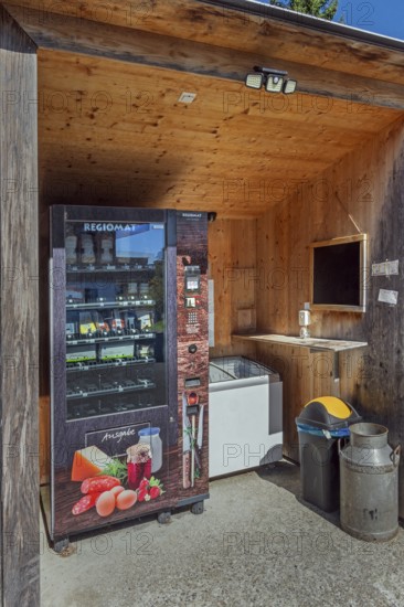 Holzhütte mit Regiomat, vending machine for groceries in Maria-Thann, Allgäu, Swabia, Bayern, Germany