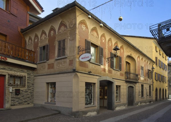 Bormio in Italy is home to Casa Braulio, the visitor center of the manufacturer of the well-known herbal liqueur Amaro Braulio