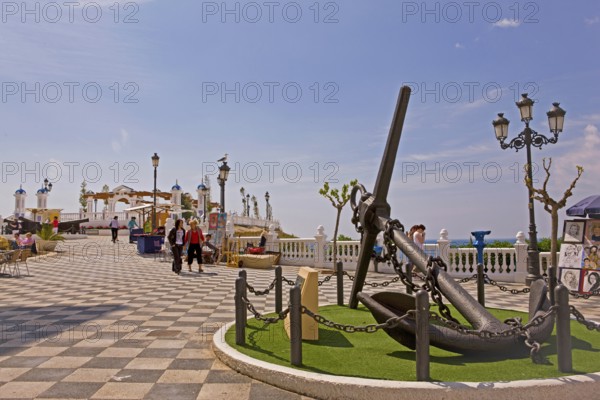 Anchor chain, anchor symbol, decoration, seaside promenade, Benidorm, Spain