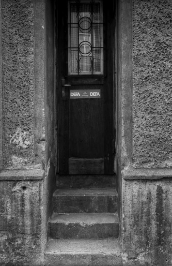Germany, Berlin, 6.8.1992, entrance to the former DEFA film archive at Kremmener Straße 11