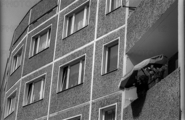 Germany, Halle, 5.8.1992, new building (panel) with balcony and parasol