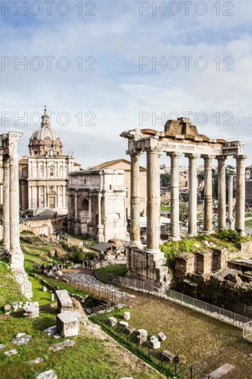 View of the Roman Forum with the Arch of Septimius Severus (Arco di Settimio Severo). Rome, Province of Rome, Italy. 23.12.2012