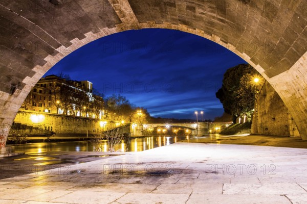 Arch of Cestius Bridge viewed from Tiber Island (Isola Tiberina). Rome, Province of Rome, Italy. 25.12.2012