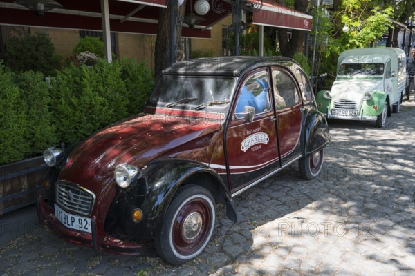 Two old Citroen cars are parked on a shady road, Citroen 2CV, Citroën, Oldtimer, Yerevan, Yerevan, Armenia