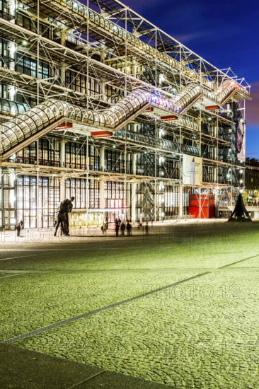 Georges Pompidou Center (Centre Georges Pompidou). Paris, France. 01.01.13