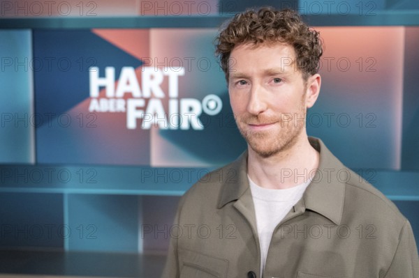 Louis Klamroth presenter of hard but fair, 20.10.2025, Cologne, WDR, Alexander Franz