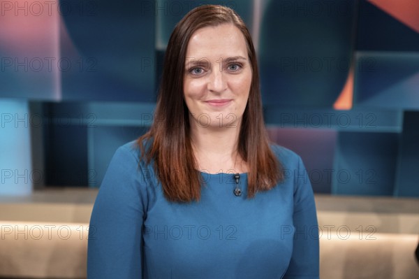 Jennifer Kuschel at hard but fair at rising prices, 20.10.2025, Cologne, WDR, Alexander Franz