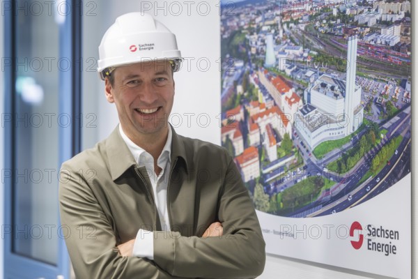 The Nossener Brücke CHP plant is a power plant in Dresden's Löbtau-Nord district that went into operation in 1995. The new building was built in 1993—1995 by Siemens AG with an electrical output of 270 megawatts and a district heating capacity of 455 megawatts and has been operated by Sachsenenergie ever since. The new power plant manager Martin Mallon, Dresden, Saxony, Germany