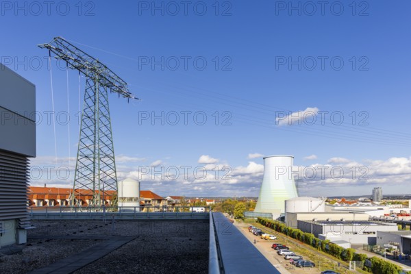 The Nossener Brücke CHP plant is a power plant in Dresden's Löbtau-Nord district that went into operation in 1995. The new building was built in 1993—1995 by Siemens AG with an electrical output of 270 megawatts and a district heating capacity of 455 megawatts and has been operated by Sachsenenergie ever since. Cooling tower with steam storage and oil tank for emergency supply, Dresden, Saxony, Germany