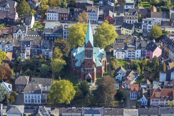 Aerial view, church Werden und Wohnhäuser, Werden, Essen, Ruhr region, North Rhine-Westphalia, Germany, place of worship, Essen-Süd, Europe, religious community, church, parish, denomination, aerial photography, religion, religious place, overview, birds-eye view, birds-eyes view, overview