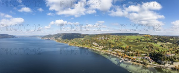 Aerial view, panorama of Lake Constance, Überlinger See, surrounded by autumn vegetation with the village of Hödingen, on the horizon the Bodenseegemeinde Sipplingen, Bodanrück on the left, Bodenseekreis, Baden-Württemberg, Germany