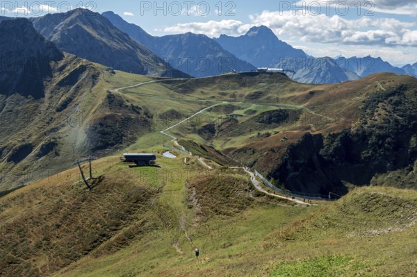 View from Fellhorn to mountains of the Allgäu Alps, behind Kanzelwand-Bahn mountain station, Großer Widderstein, Oberstdorf, Oberallgäu, Allgäu, Bavaria, Germany