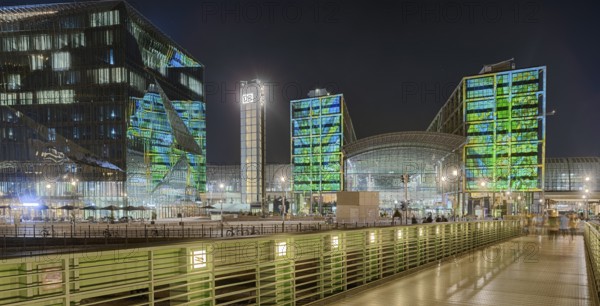 Berlin Central Station Festval of Lights 2021Berlin Germany
