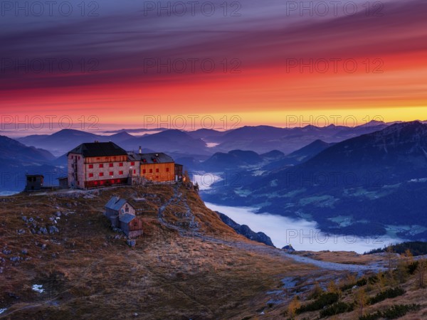 Watzmannhaus at dawn, fog in the valley, Berchtesgaden National Park, Schönau am Königssee, Berchtesgadener Land, Upper Bavaria, Bavaria, Germany