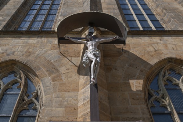 Christuskreuz an der Kirche St.Martin, Amberg, Upper Palatinate, Bavaria, Germany