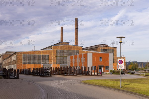 The sector needs reliable energy supply at predictable and competitive prices Joint demands by Minister of Economics Dirk Panter, companies, Wirtschaftsvereinigung Stahl and IG Metall on industrial electricity prices and extension of electricity price compensation Werkhallen des Stahlwerke, Freital, Saxony, Germany