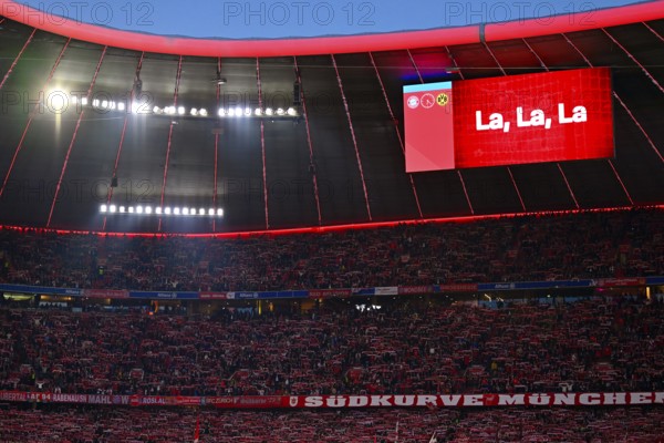 La, La, La, teleprompter scoreboard, lyrics, to sing along, ALWAYS FORWARD, official stadium anthem FC Bayern Munich since 2025, German Classico, FC Bayern Munich FCB versus Borussia Dortmund BVB, Allianz Arena, Munich, Bayern, Germany