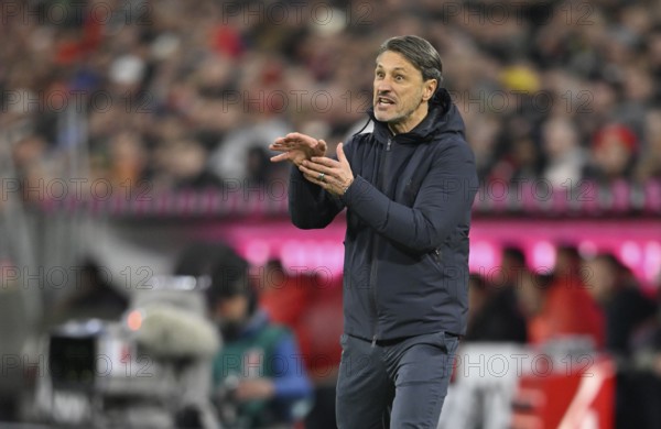 Coach Niko Kovac Borussia Dortmund BVB on the sidelines gesture German Classico, FC Bayern Munich FCB versus Borussia Dortmund BVB, Allianz Arena, Munich, Bayern, Germany