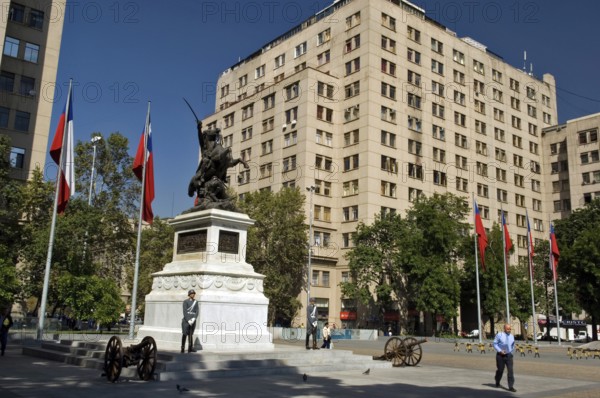 Ecuestre de Bernardo O'Higgins Monument, Los Libertadores Square, Santiago, Chile