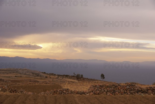 Isla Amantani - Lago Titicaca - Perú ATENÇÃO: NÃO PODEMOS REPRESENTAR ESSA IMAGEM FORA DA AMERICA LATINA