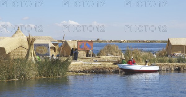 Ilhas flutuantes - Islas Uros - Lago Titicaca - Perú ATENÇÃO: NÃO PODEMOS REPRESENTAR ESSA IMAGEM FORA DA AMERICA LATINA